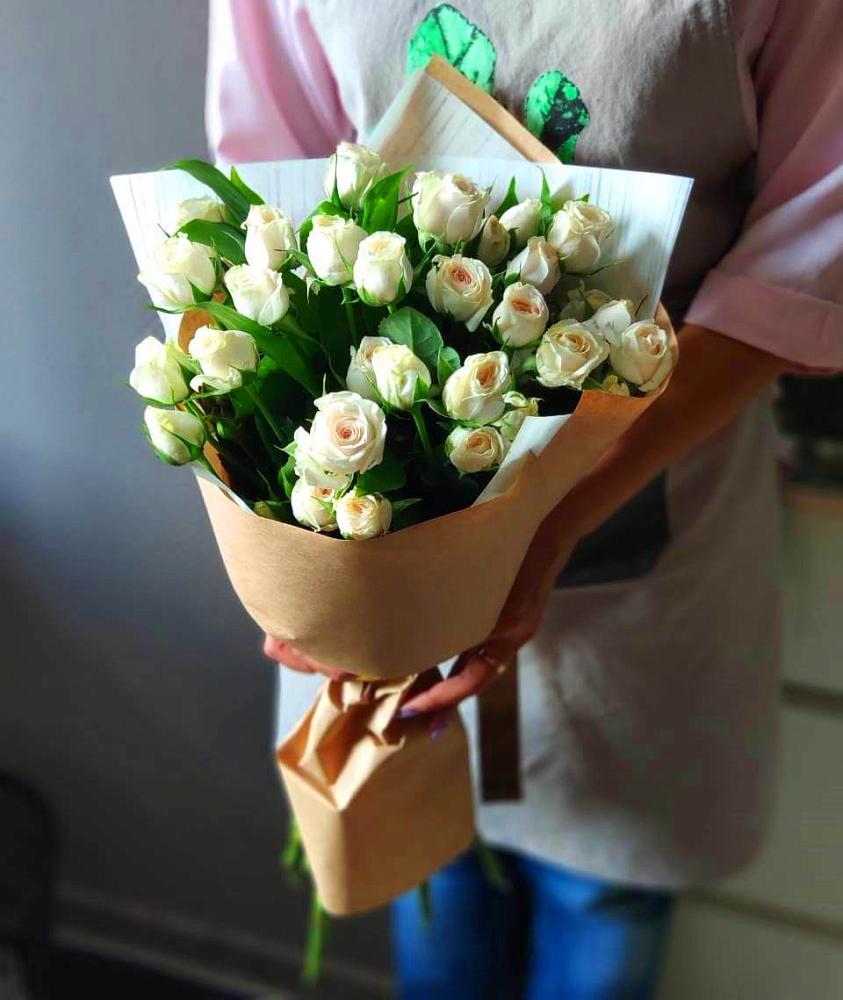 Букет цветов из: Розы в Серково